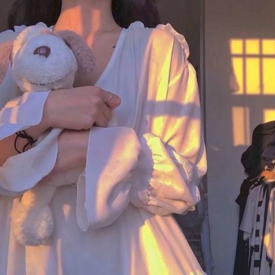 原地打转海报